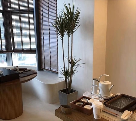 Médecin spécialiste des revêtements décoratifs Obtenez le look parfait du béton poli